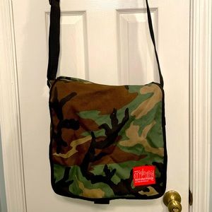 Manhattan Portage Camo Messenger Bag